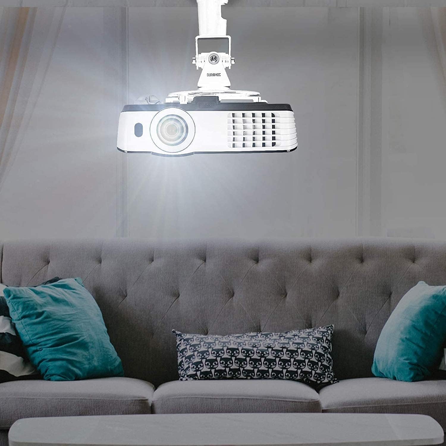 Soporte para proyector de techo o de pared: por qué el Duronic PB07XB está cambiando el cine en casa