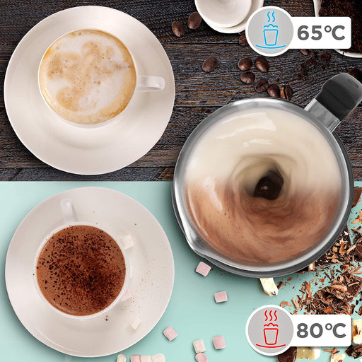 Duronic MF500 BK Espumador de leche automático eléctrico Mostrando dos tazas de café y chocolate con leche junto al interior de la jarra donde se aprecia el remolino de mezcla y las temperaturas de 65°C y 80°C