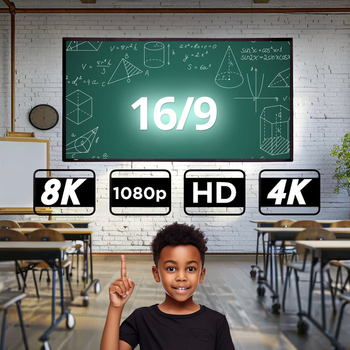 Duronic SFPS120 Pantalla de proyección de 120 Pulgadas Un niño en un aula señalando la pantalla de proyección instalada que muestra gráficos educativos en formato 16/9